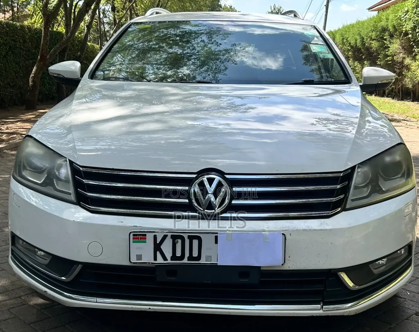 Volkswagen Passat 2014 White