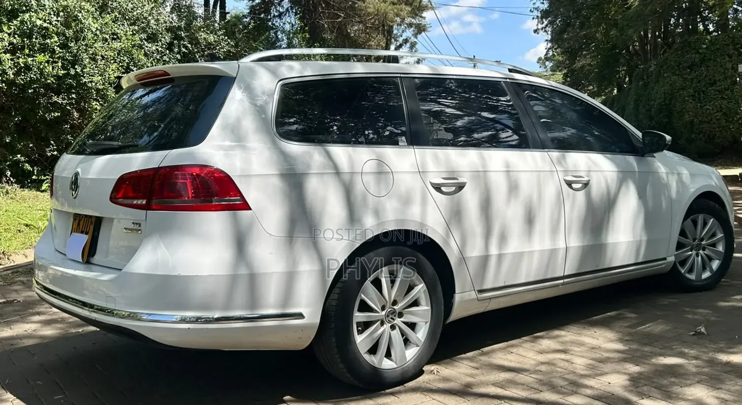 Volkswagen Passat 2014 White