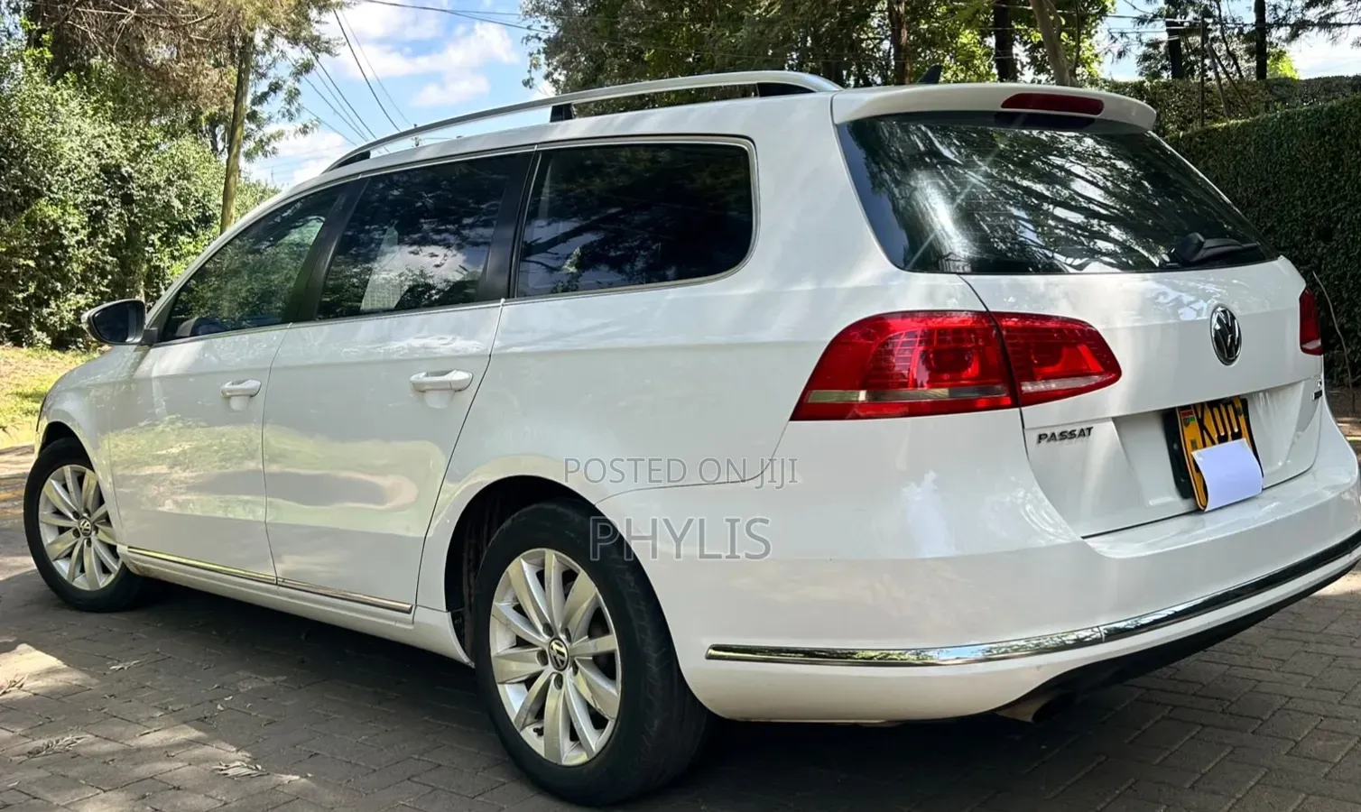 Volkswagen Passat 2014 White