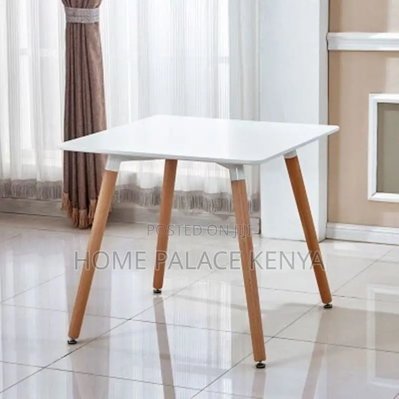 Dining Table; Elegant Dining Table for Comfortable Family Meals