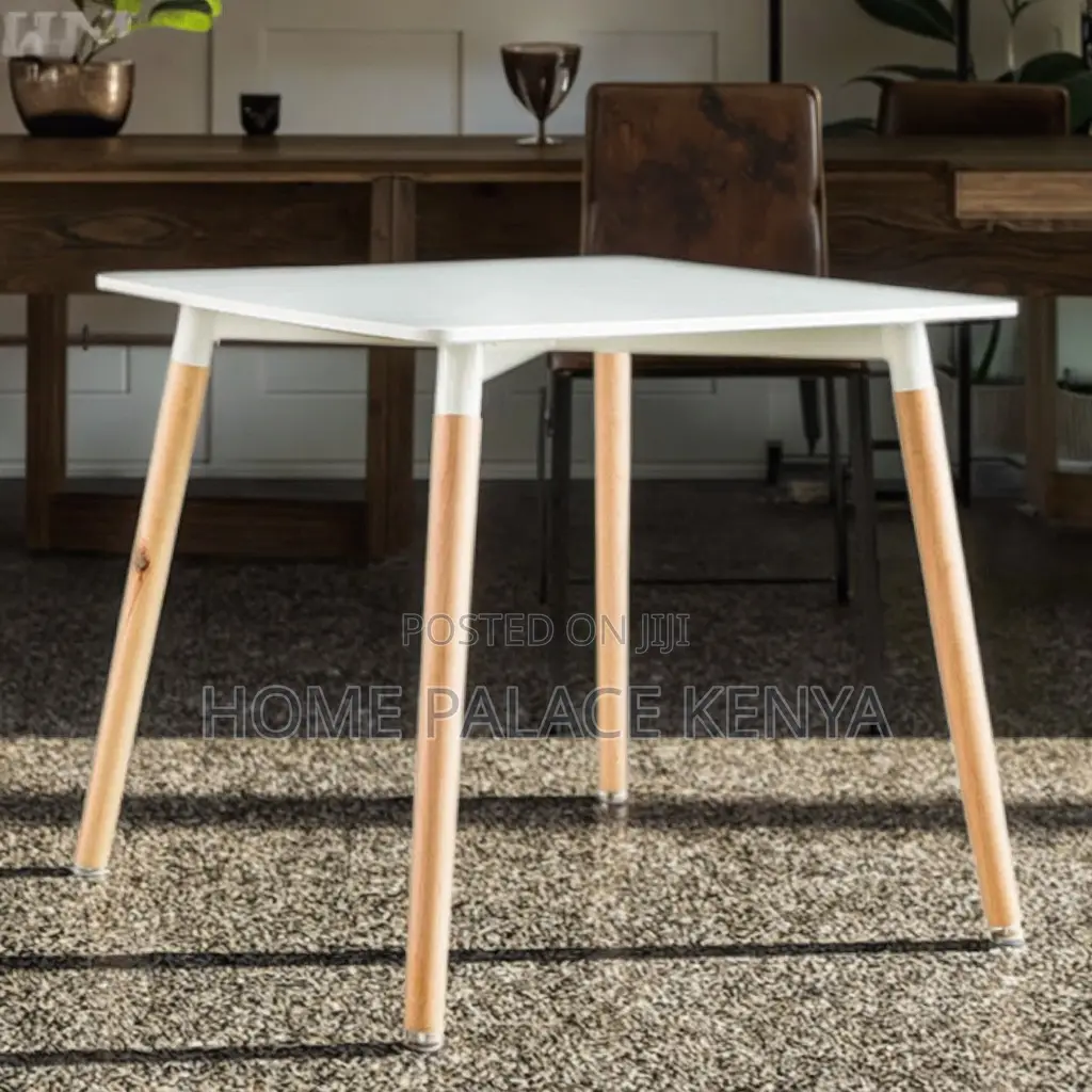 Dining Table; Elegant Dining Table for Comfortable Family Meals