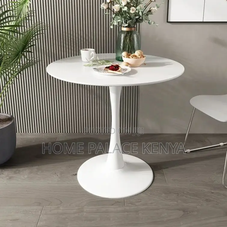 Dining Table; Modern Kitchen Dining Table for Comfortable Family