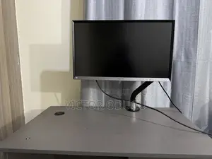 27 Inch Samsung Monitor