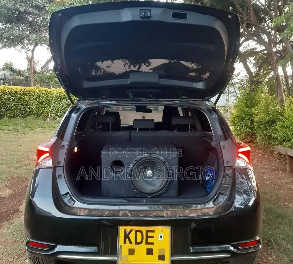 Toyota Auris 2016 Black