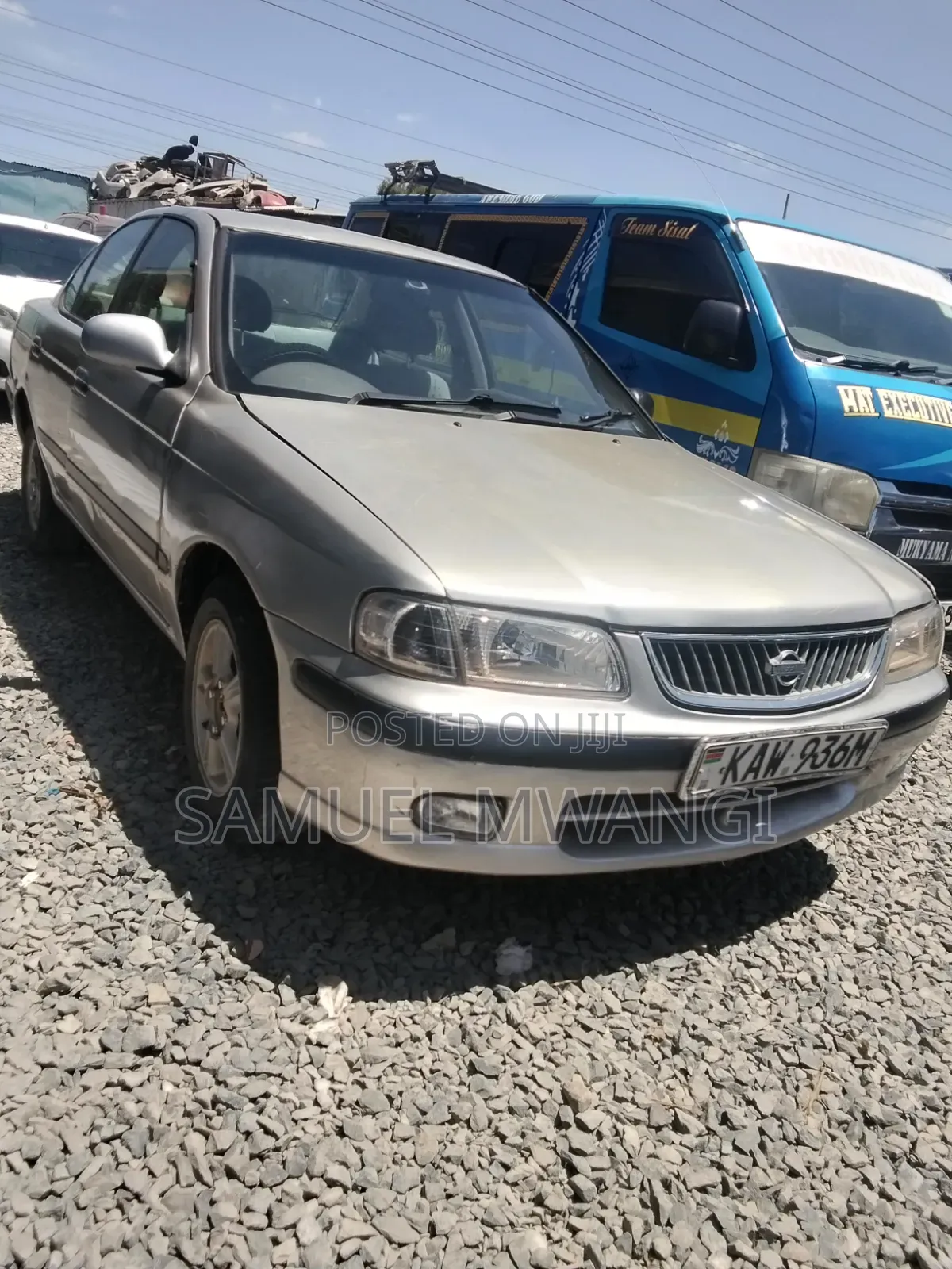 Nissan FB15 2000 Silver