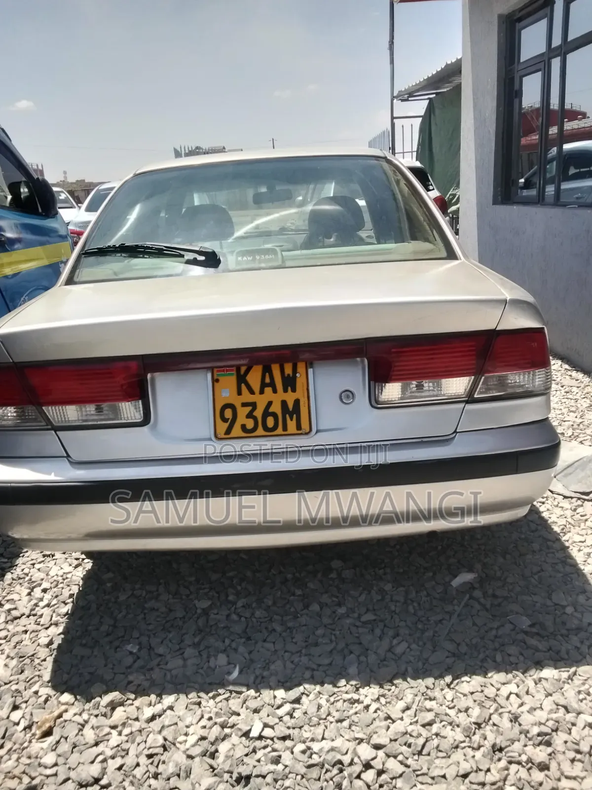 Nissan FB15 2000 Silver