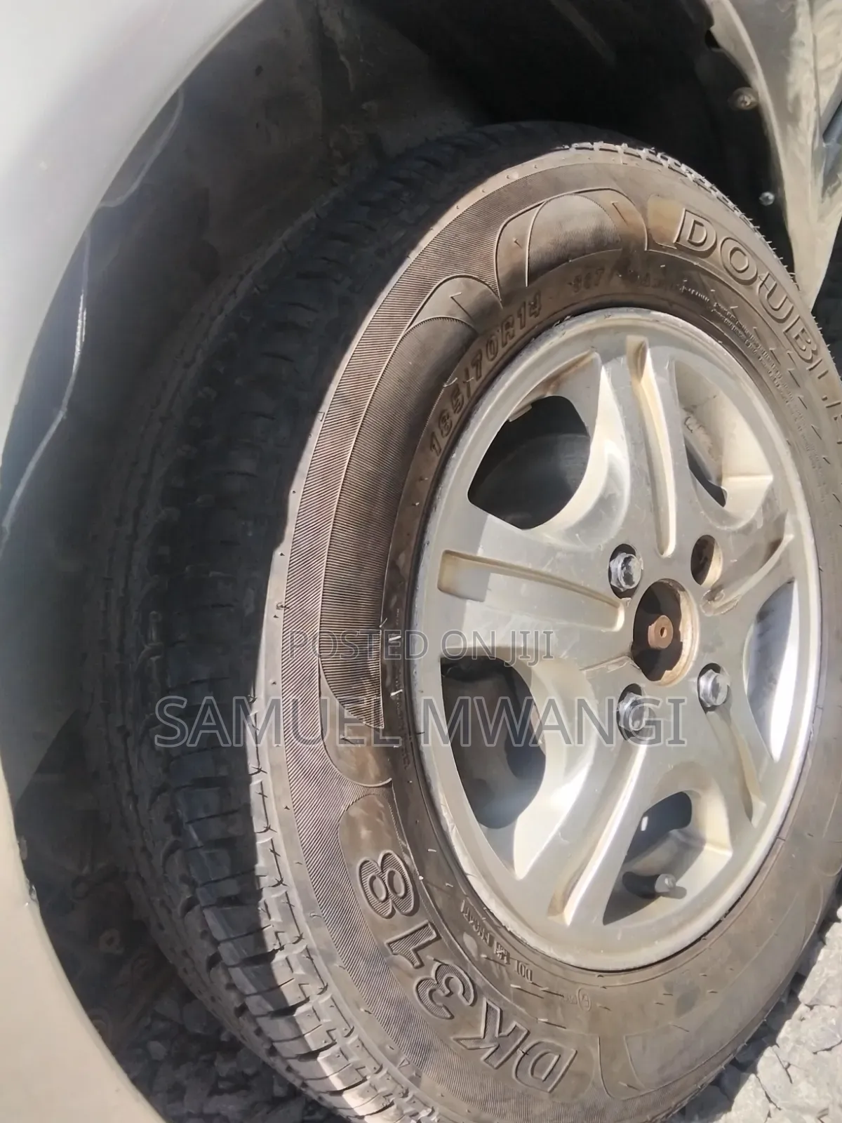 Nissan FB15 2000 Silver