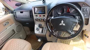 Mitsubishi Delica D:5 2009 Silver