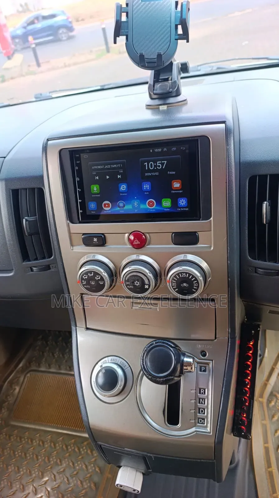 Mitsubishi Delica D:5 2009 Silver