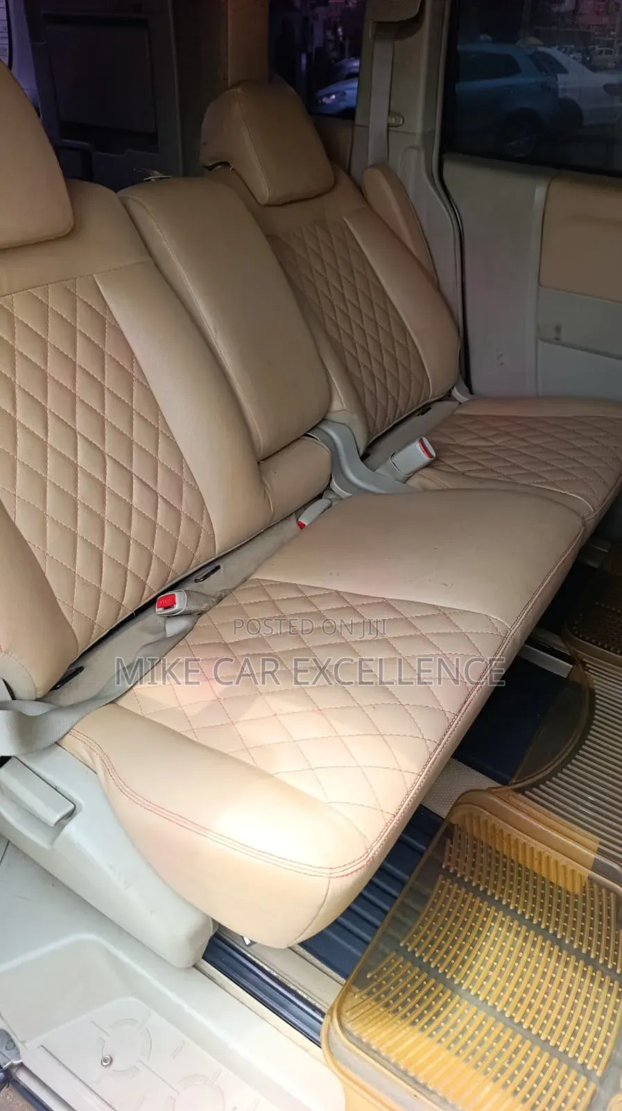 Mitsubishi Delica D:5 2009 Silver