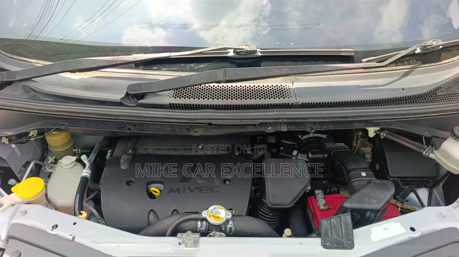 Mitsubishi Delica D:5 2009 Silver