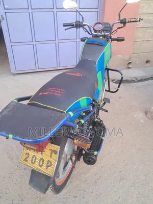 Honda CB 2022 Blue