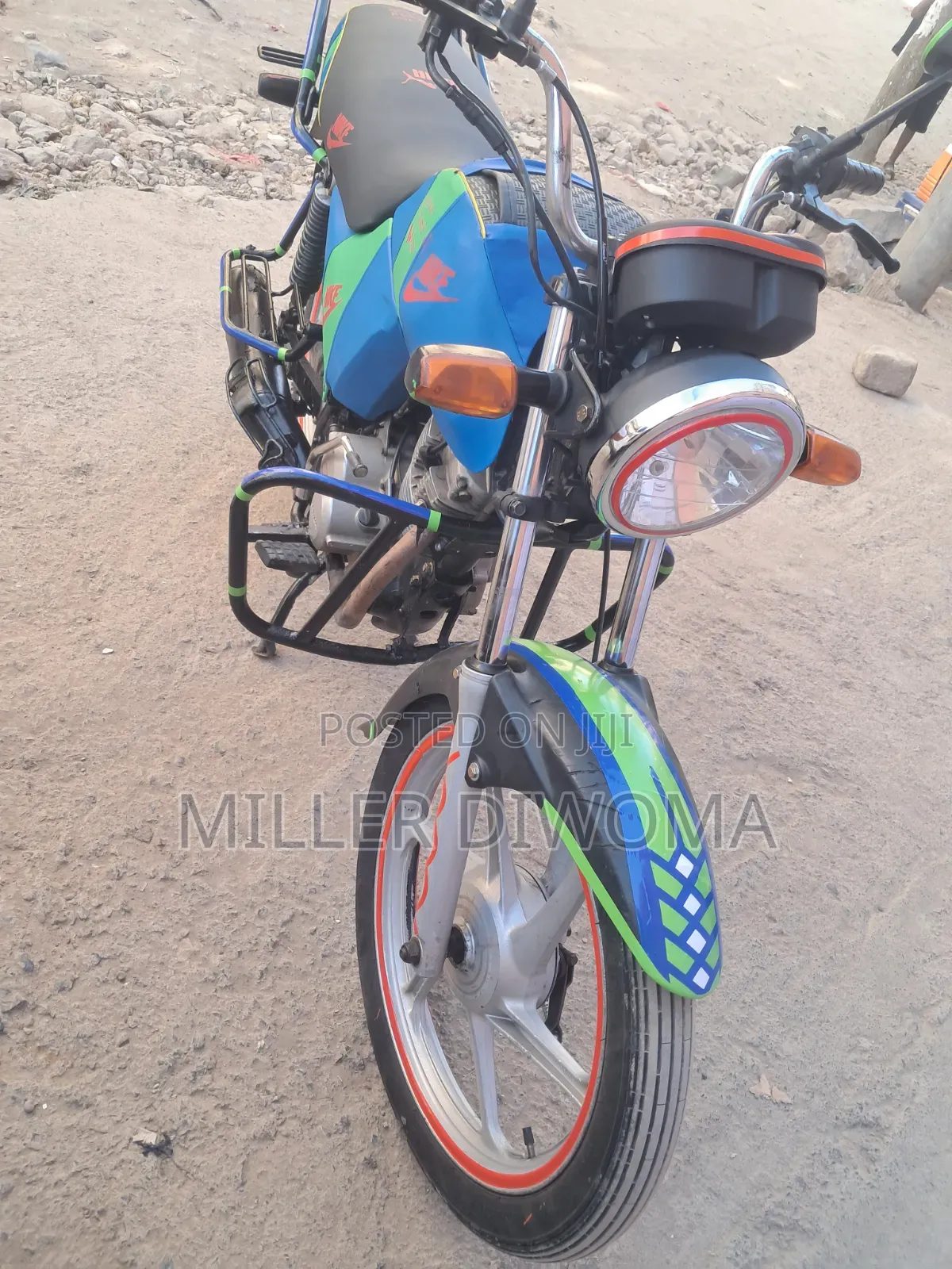 Honda CB 2022 Blue