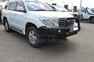 Toyota Land Cruiser 2008 White