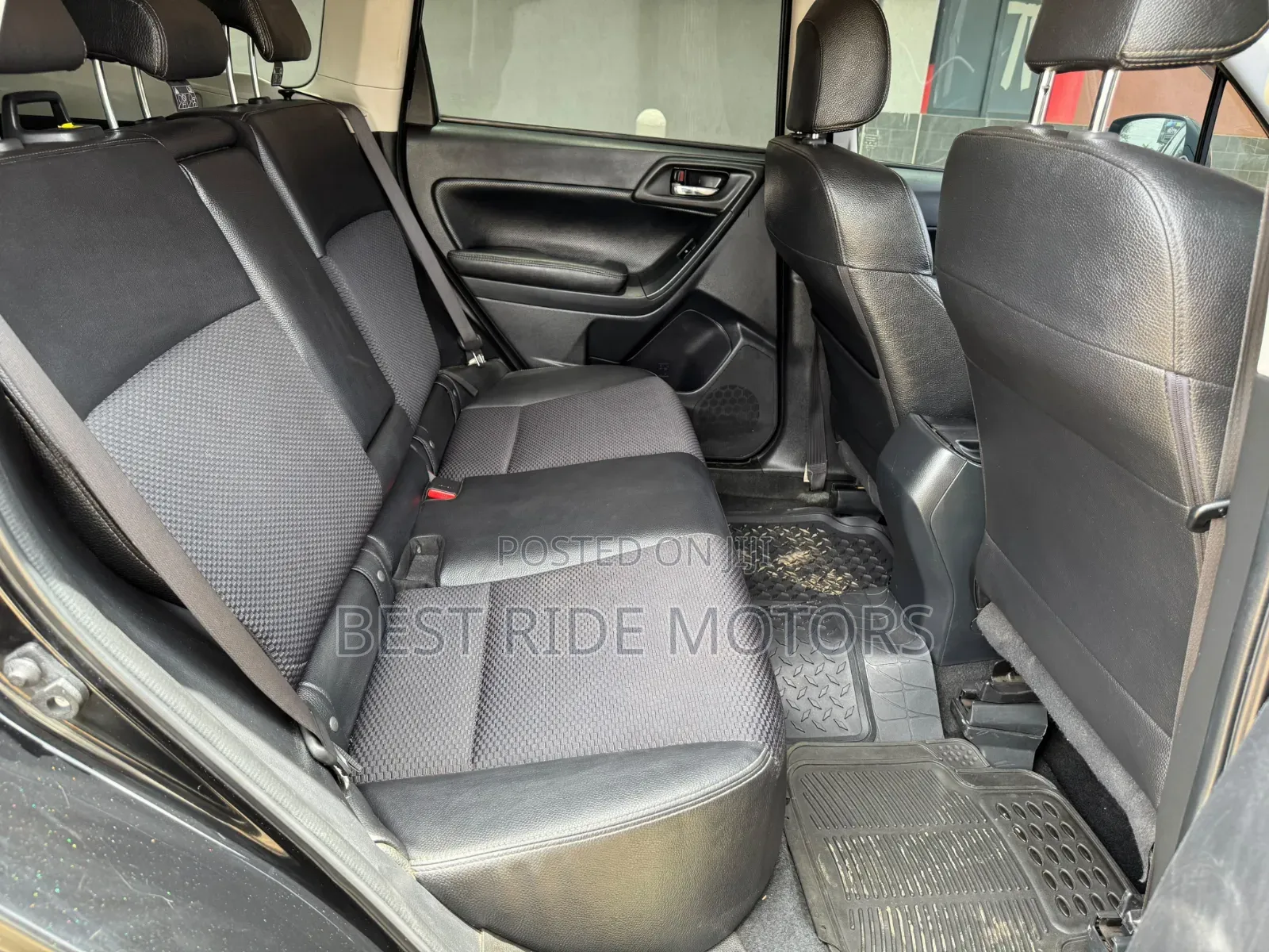 Subaru Forester 2015 Black