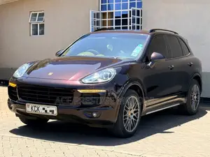Porsche Cayenne 2016 Brown