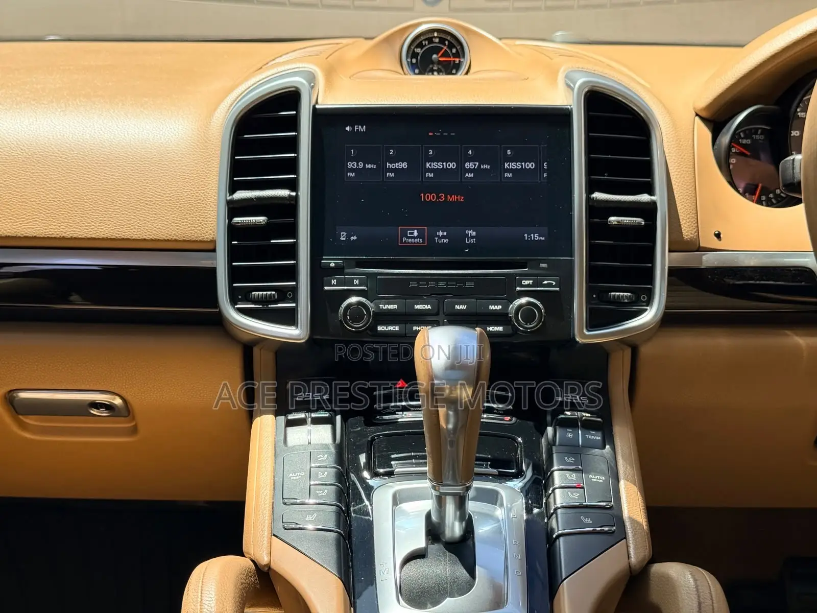 Porsche Cayenne 2016 Brown