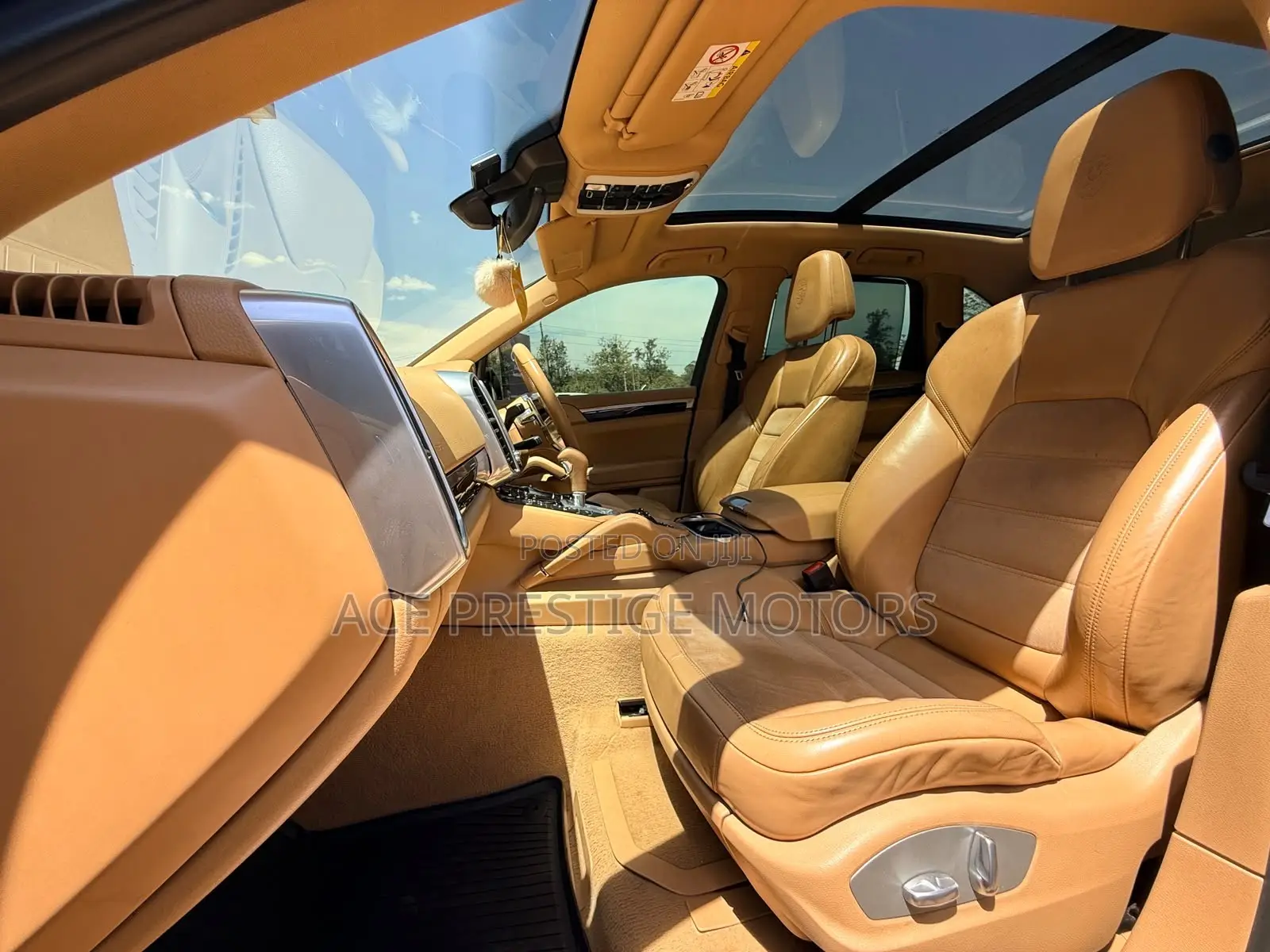 Porsche Cayenne 2016 Brown