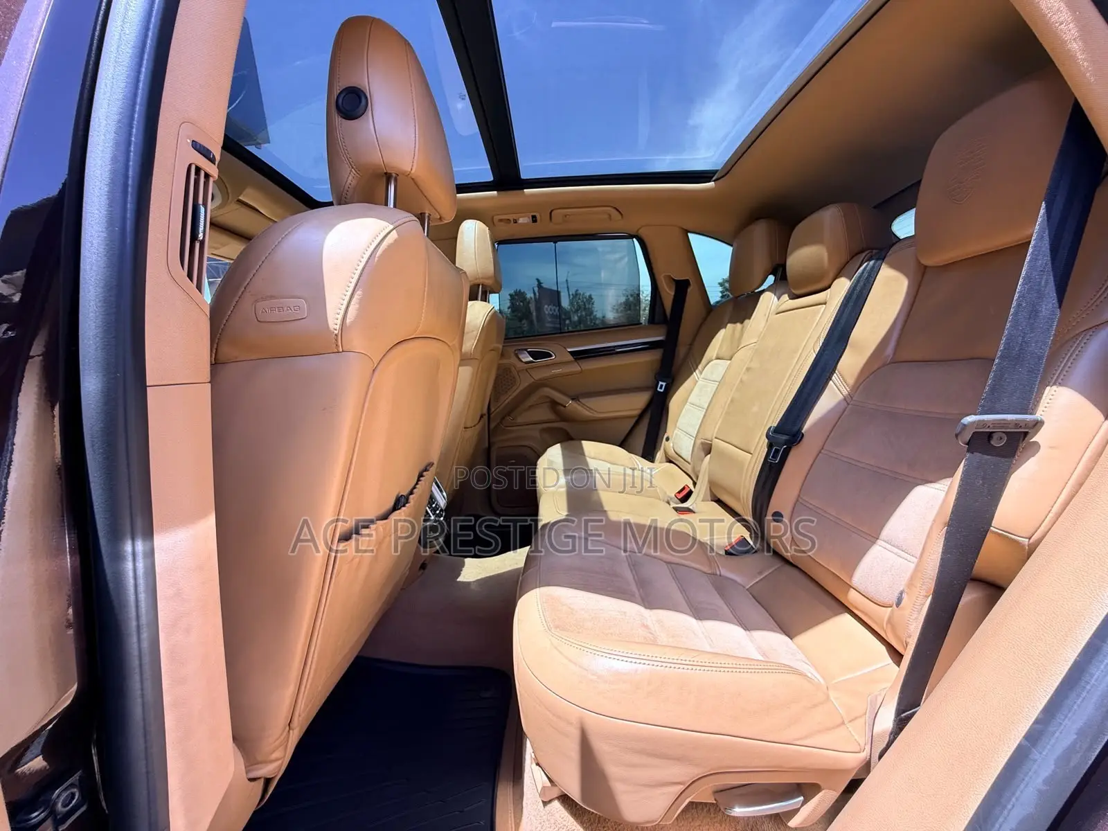 Porsche Cayenne 2016 Brown