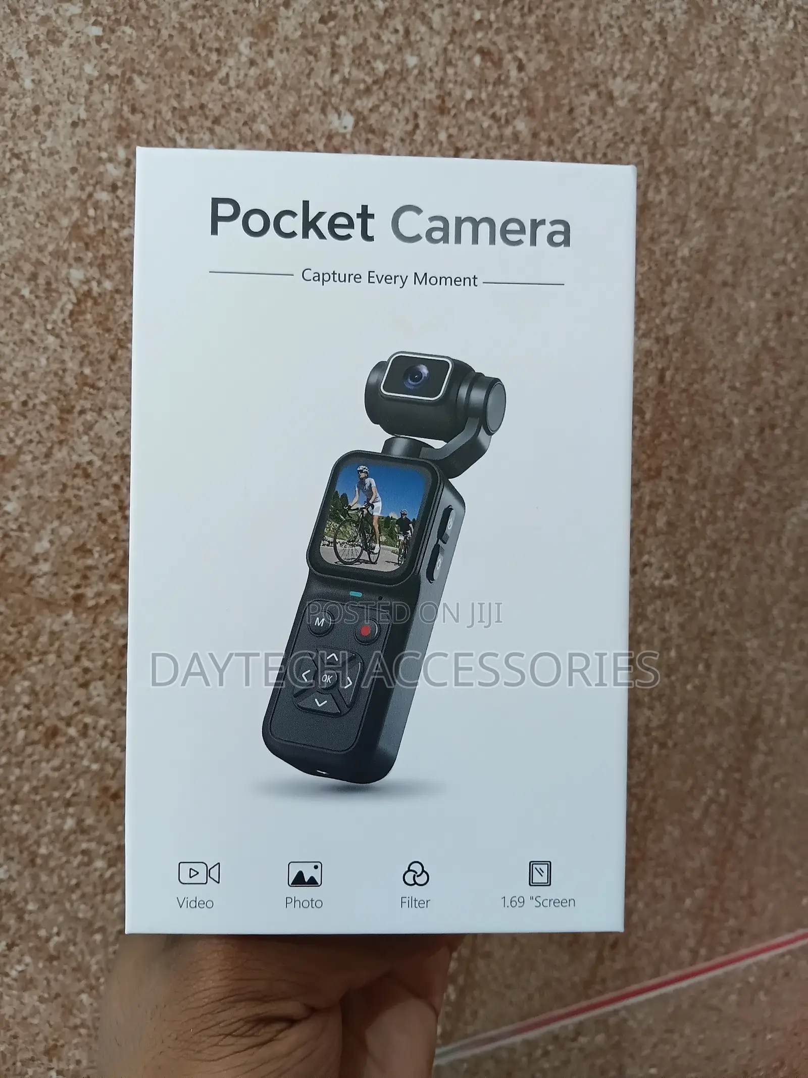 Pocket Action Camera Handheld Gimbal Stabilizer and 1.72" Touchscreen.