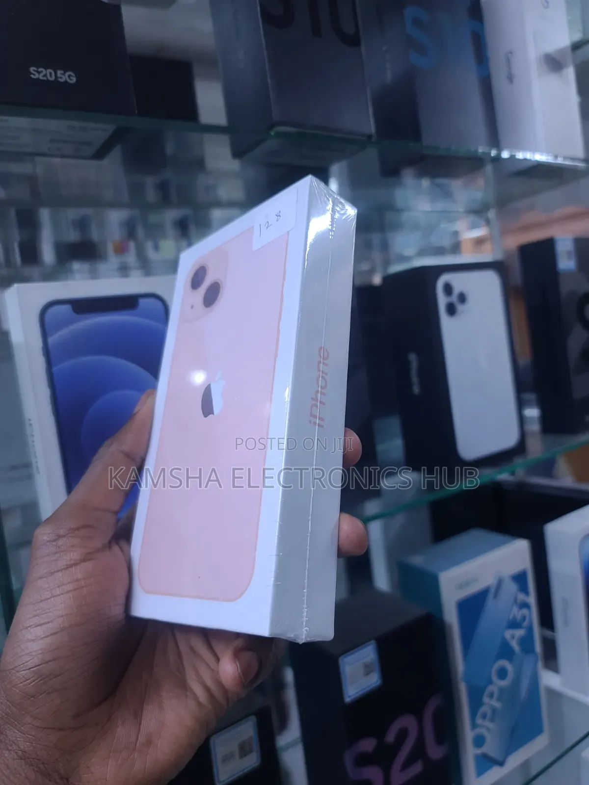 New Apple iPhone 13 128 GB Pink