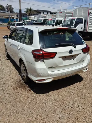 Toyota Corolla Fielder 1.5 Petrol AWD 2018 White