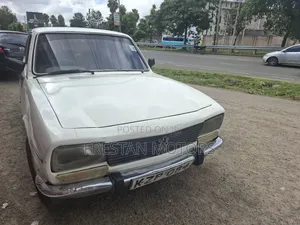 Peugeot 504 1997 White