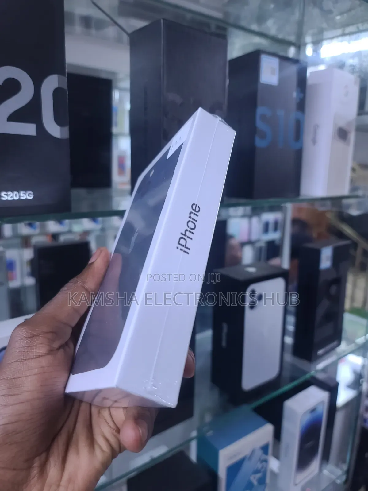 New Apple iPhone 13 256 GB Blue