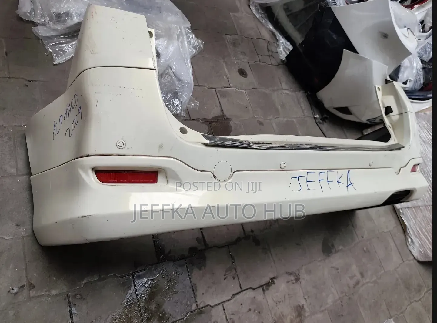 Alphard 2007 Back Bumper