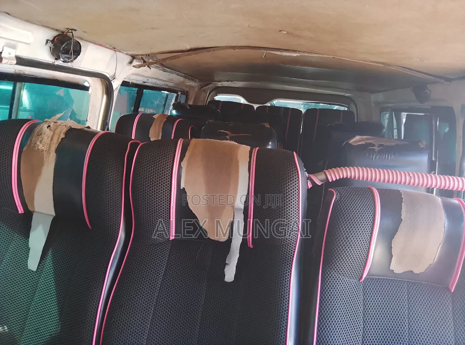 Toyota HiAce 2010 White