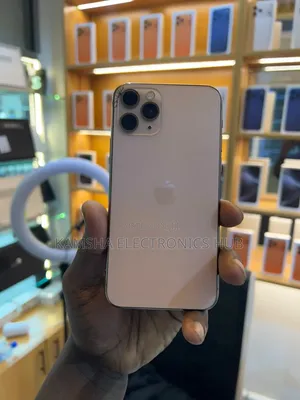 New Apple iPhone 16 Pro Max 256 GB Gold
