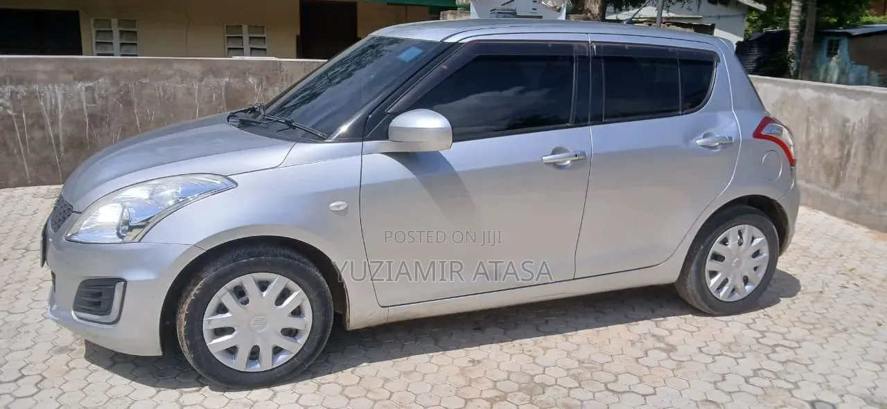 Suzuki Swift 2014 Silver