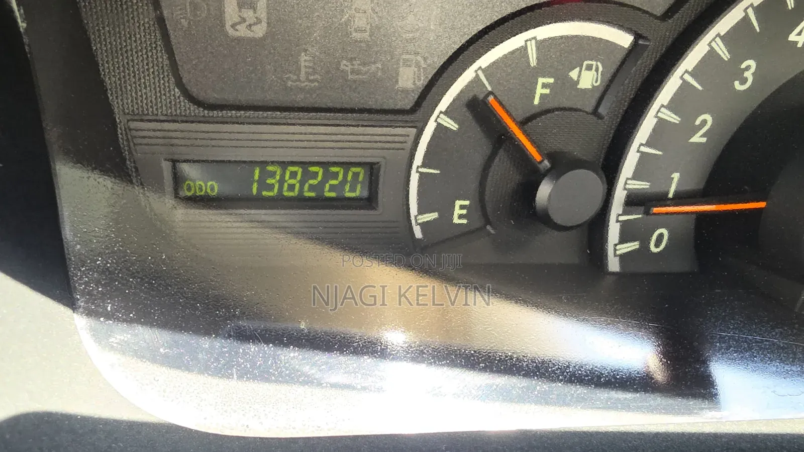 Toyota Noah 2012 Silver