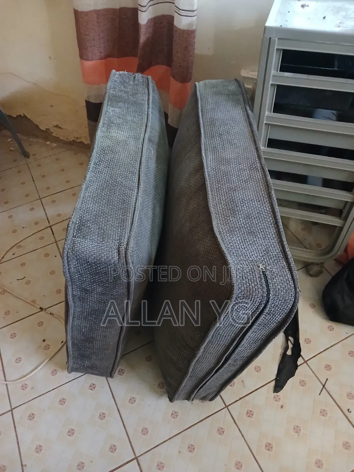 Sofa 2 Seater