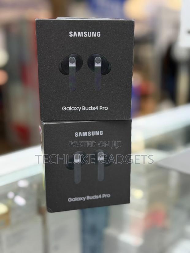 Samsung Galaxy Buds 4pro - main view