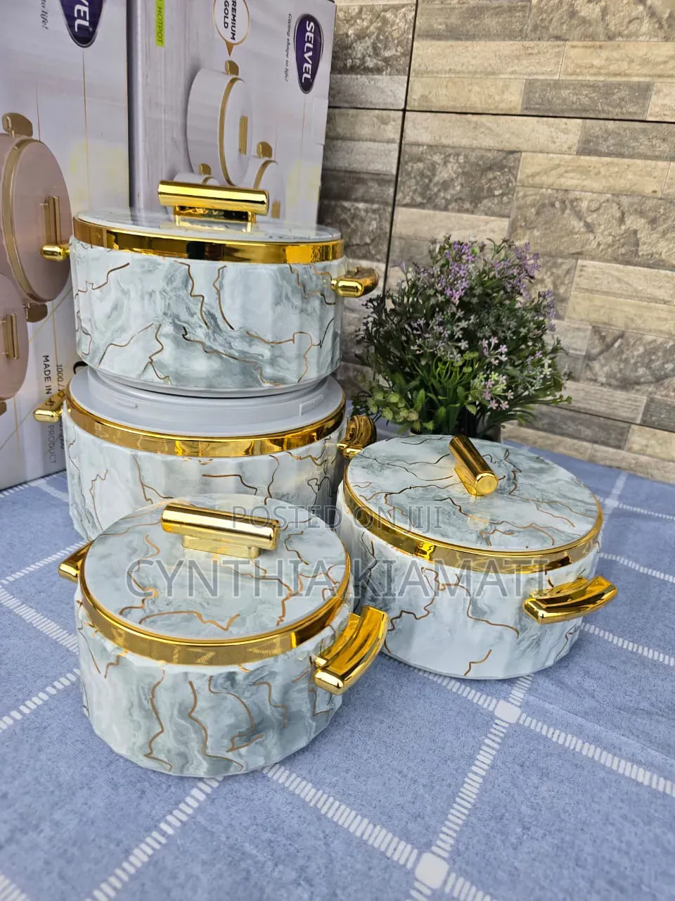 4 Casserole Hot Set Pot