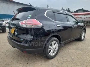 Nissan X-Trail 2.0 Petrol FWD 2016 Black