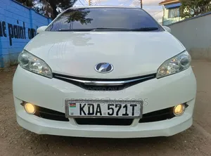 Toyota Wish 2013 Pearl