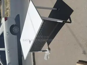 Modern Office Desk | Executive Computer Table With Privacy Panel .