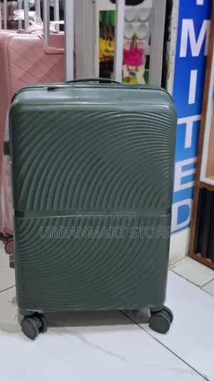 Medium Unbreakable Rubber Suitcase 59cm
