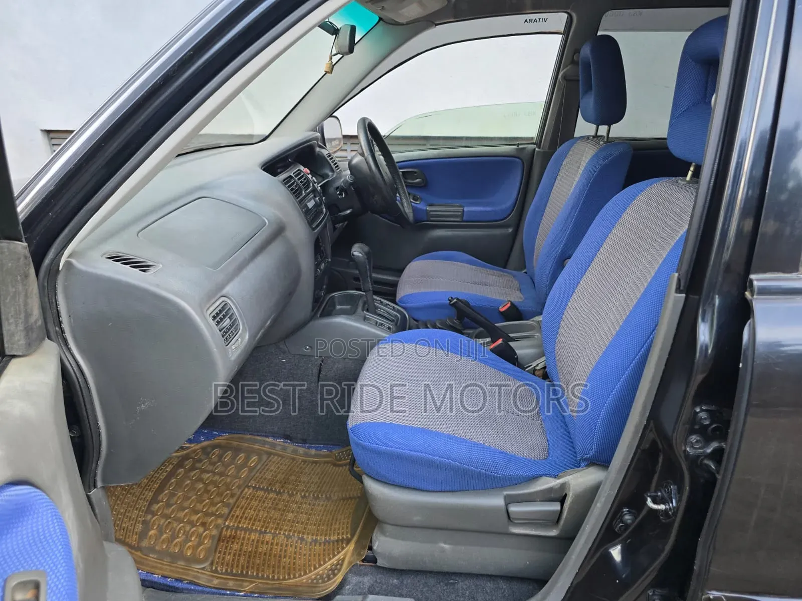 Suzuki Escudo 2004 Black