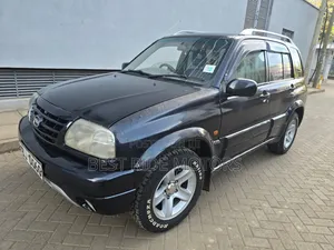 Suzuki Escudo 2004 Black