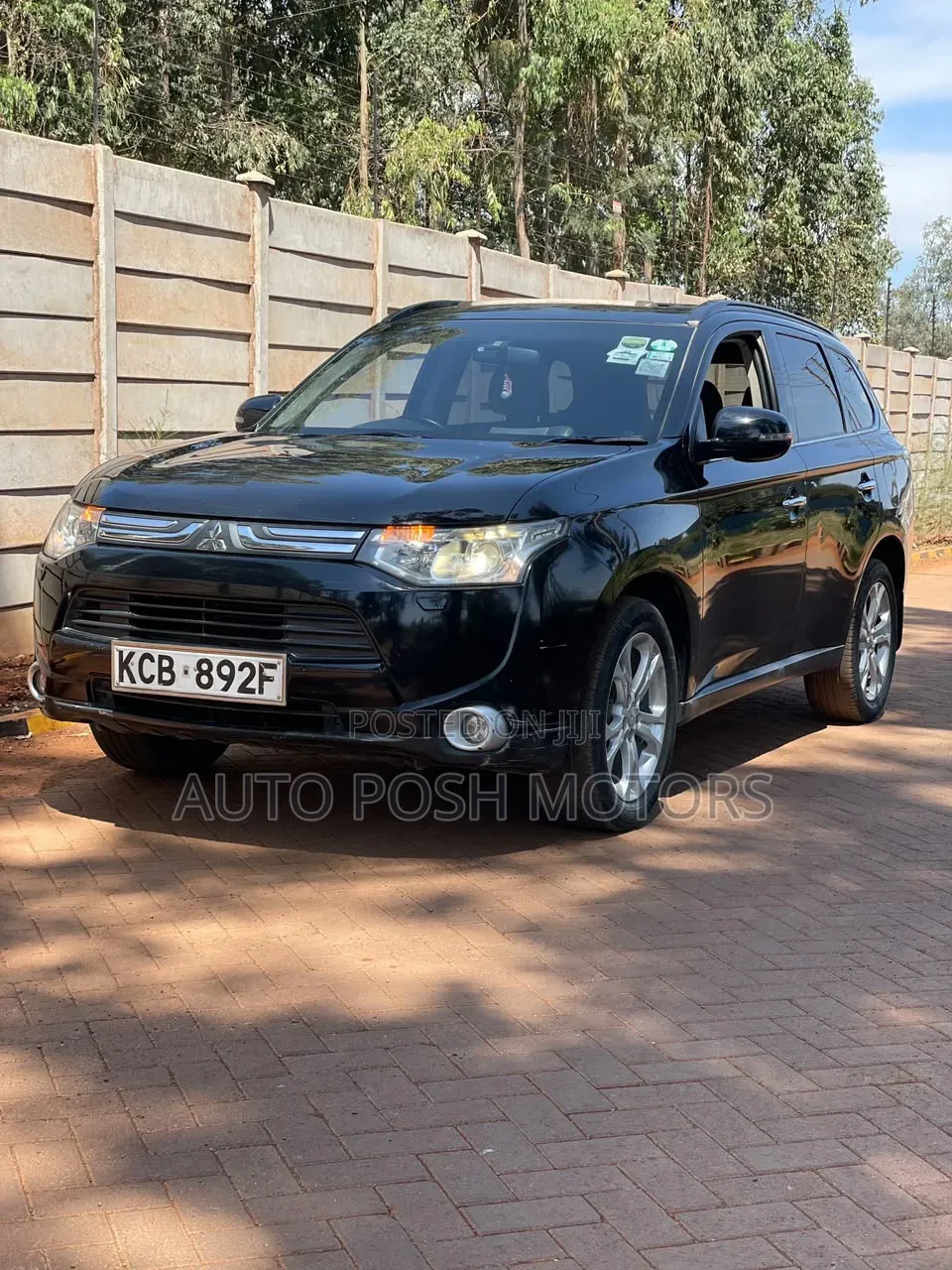 Mitsubishi Outlander 2015 Black