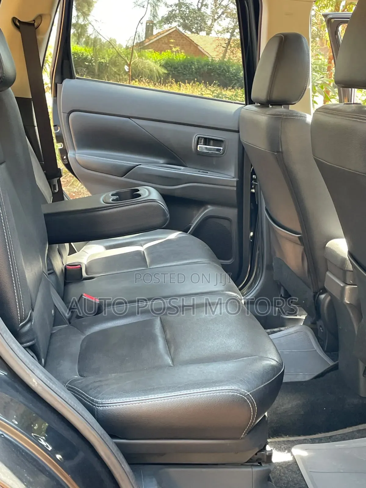 Mitsubishi Outlander 2015 Black