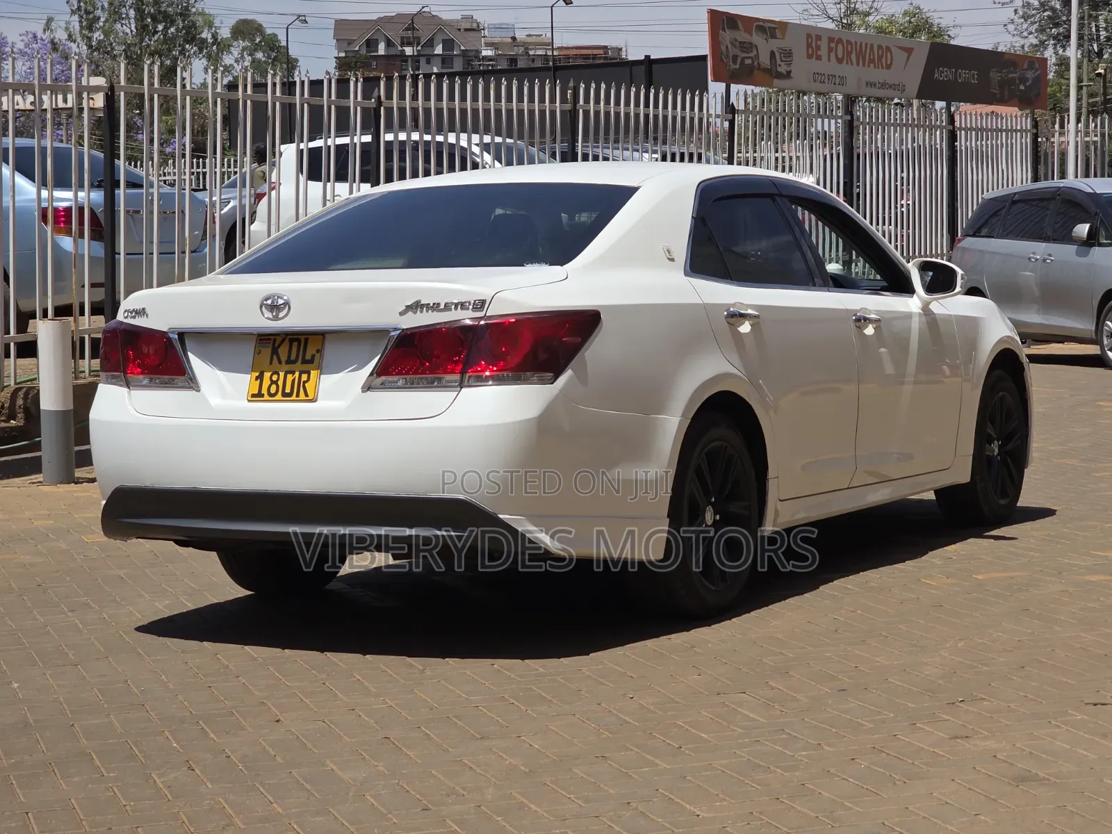 Toyota Crown 2015 White