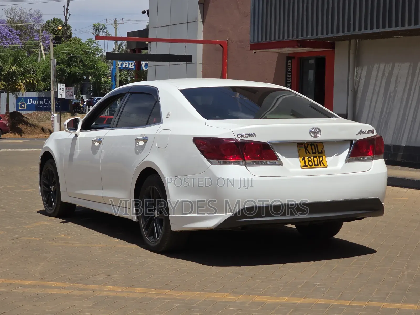 Toyota Crown 2015 White
