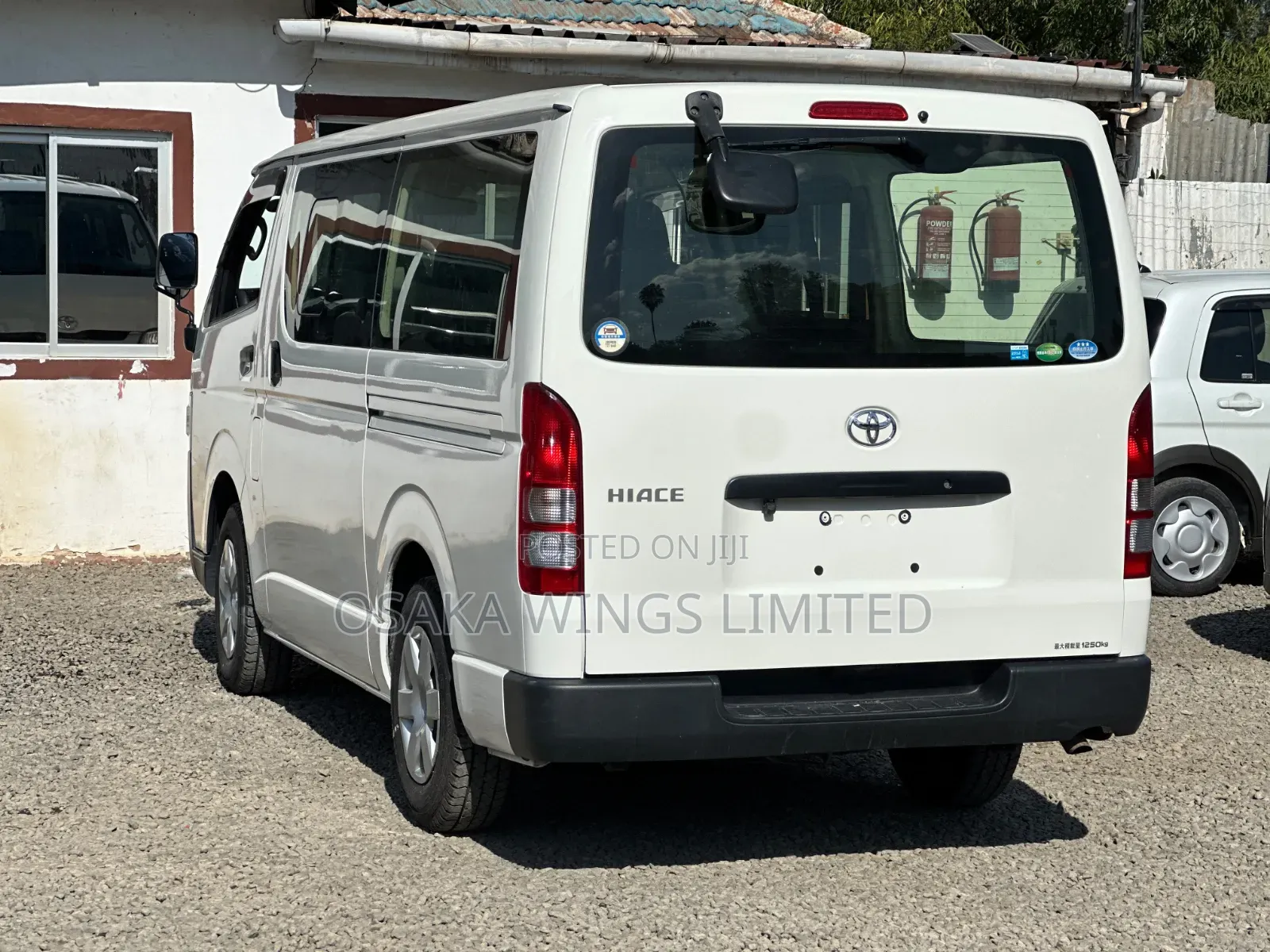 Toyota HiAce 2019 White