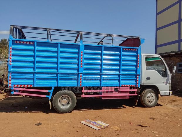 Isuzu 4.3 NKR 2012 White - thumbnail 2