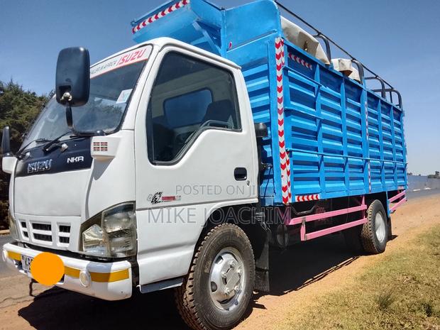 Isuzu 4.3 NKR 2012 White - thumbnail 4