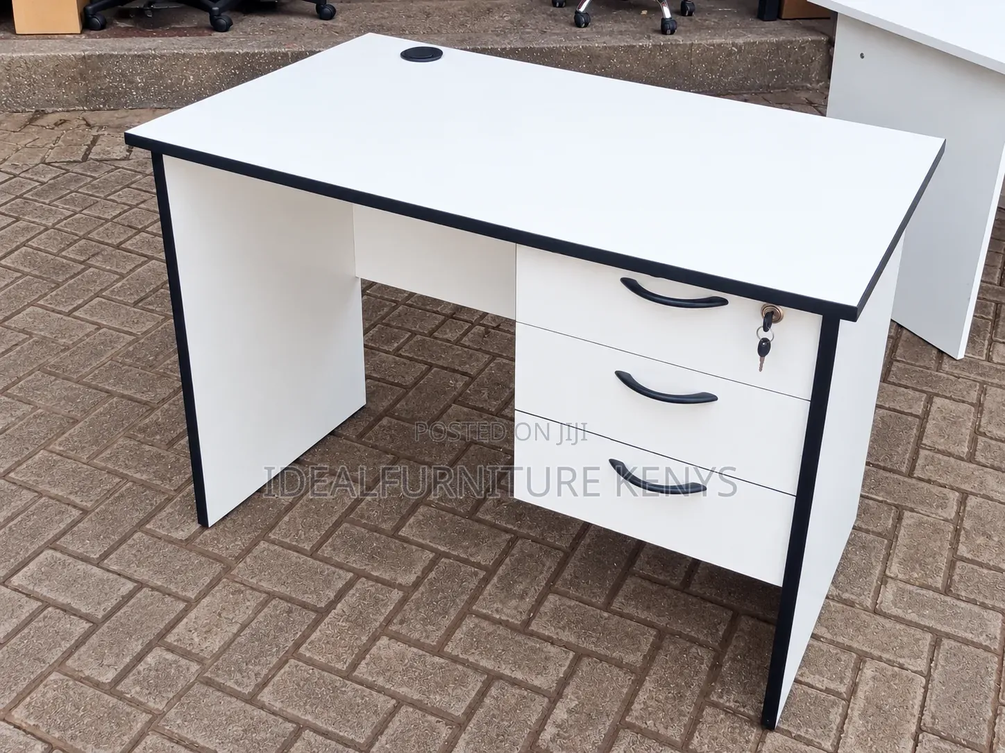 White Computer Desk With 3 Lockable Drawers & Cable Port.